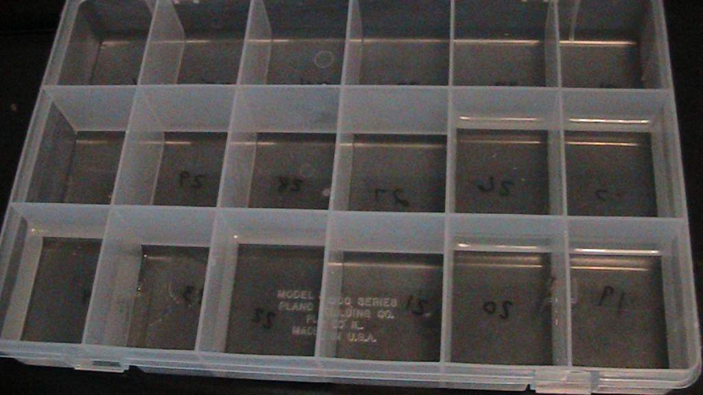 axiew5 025
housing atm