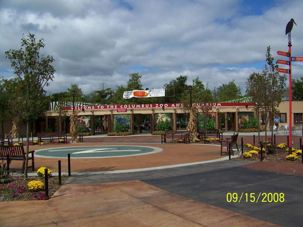 ColumbusZooEntrance