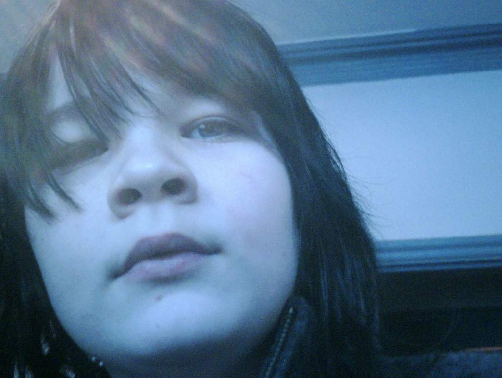 me again, more recent photo tho