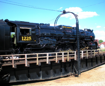 PM1225 with her SHINY! new paint job
