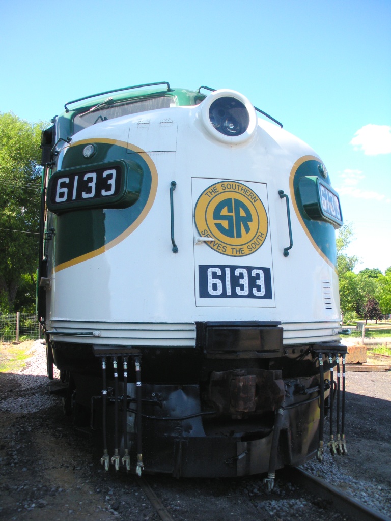 SR 6133, an early-era diesel (but we won't hold that against her).