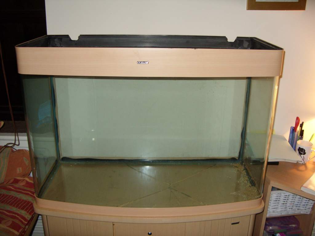 Tank crack